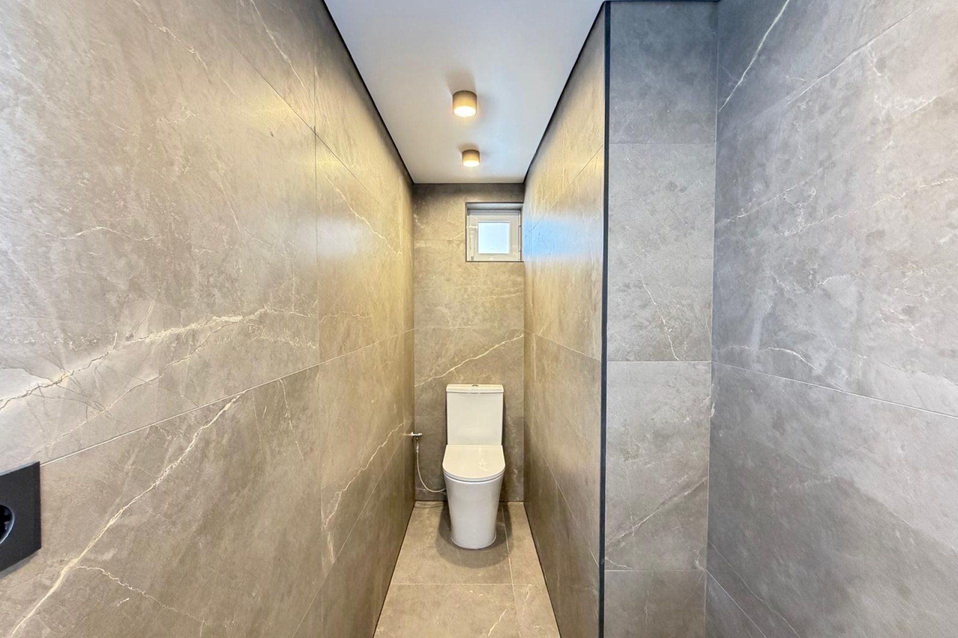 Resale - Apartment -
Torrevieja - Punta Prima