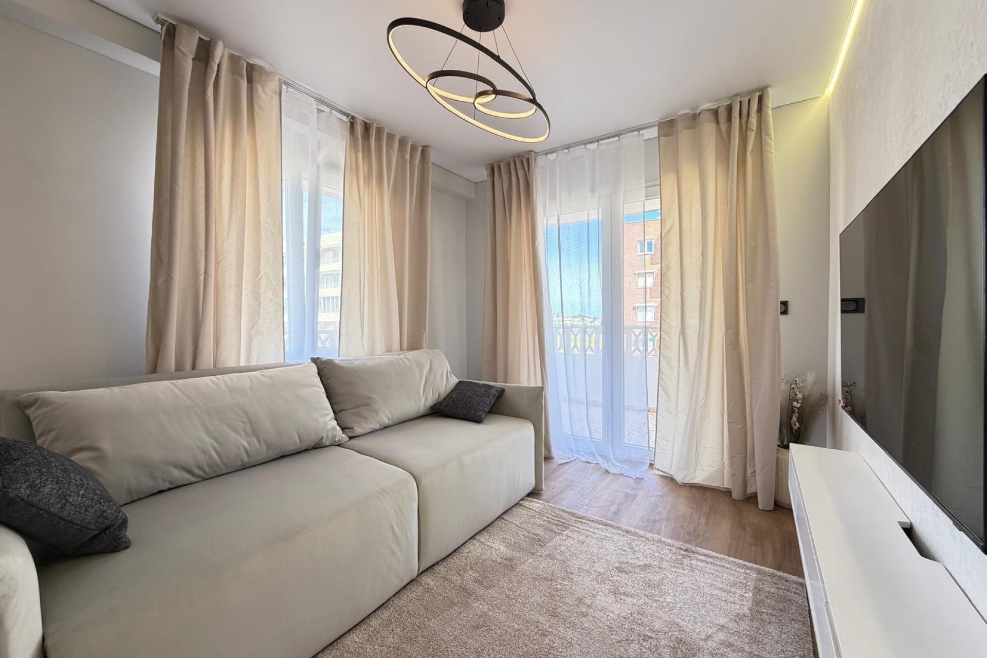 Resale - Apartment -
Torrevieja - Punta Prima