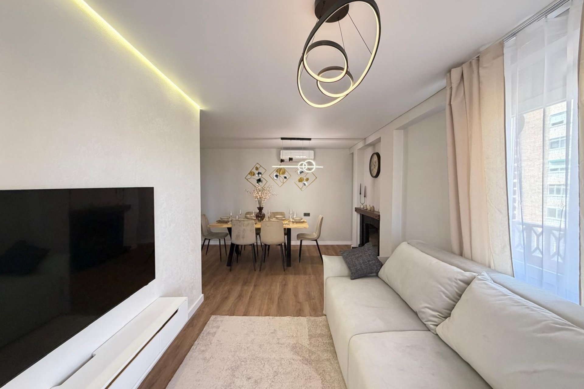 Resale - Apartment -
Torrevieja - Punta Prima