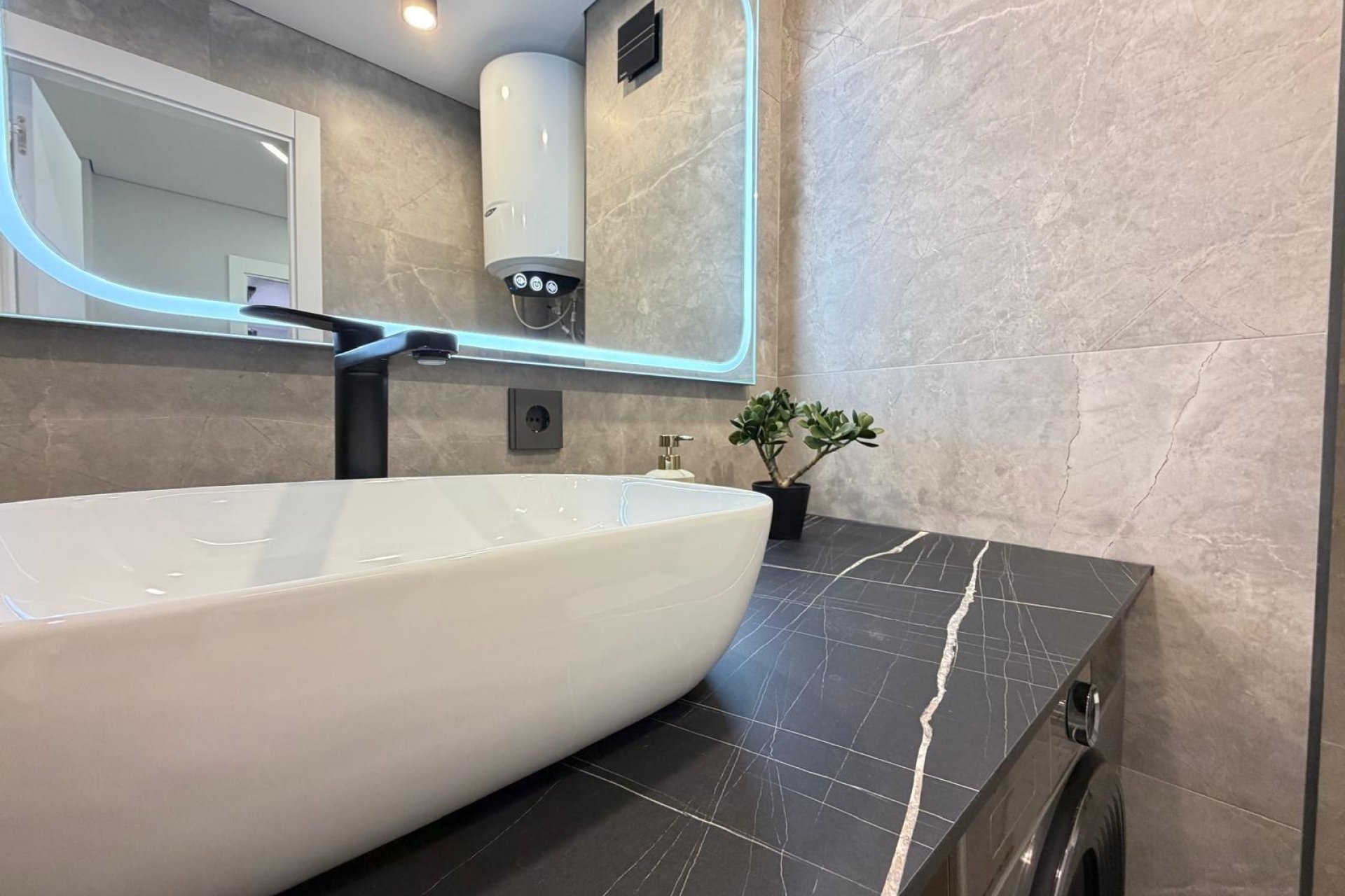 Resale - Apartment -
Torrevieja - Punta Prima