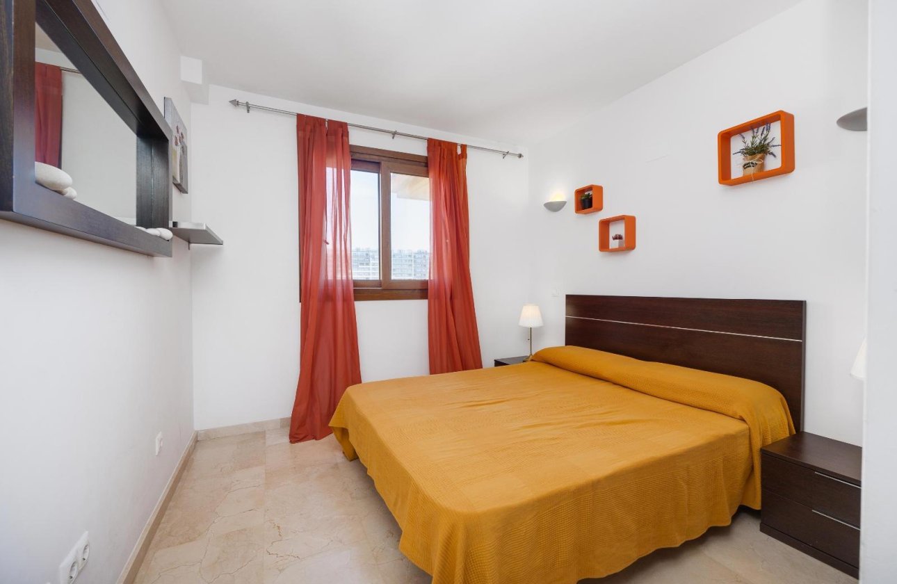 Resale - Apartment -
Torrevieja - Punta Prima