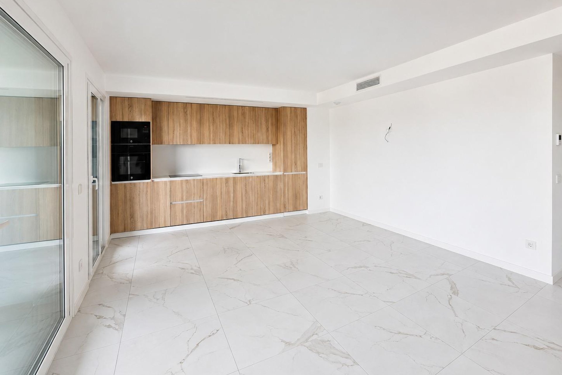 Resale - Apartment -
Torrevieja - Punta Prima