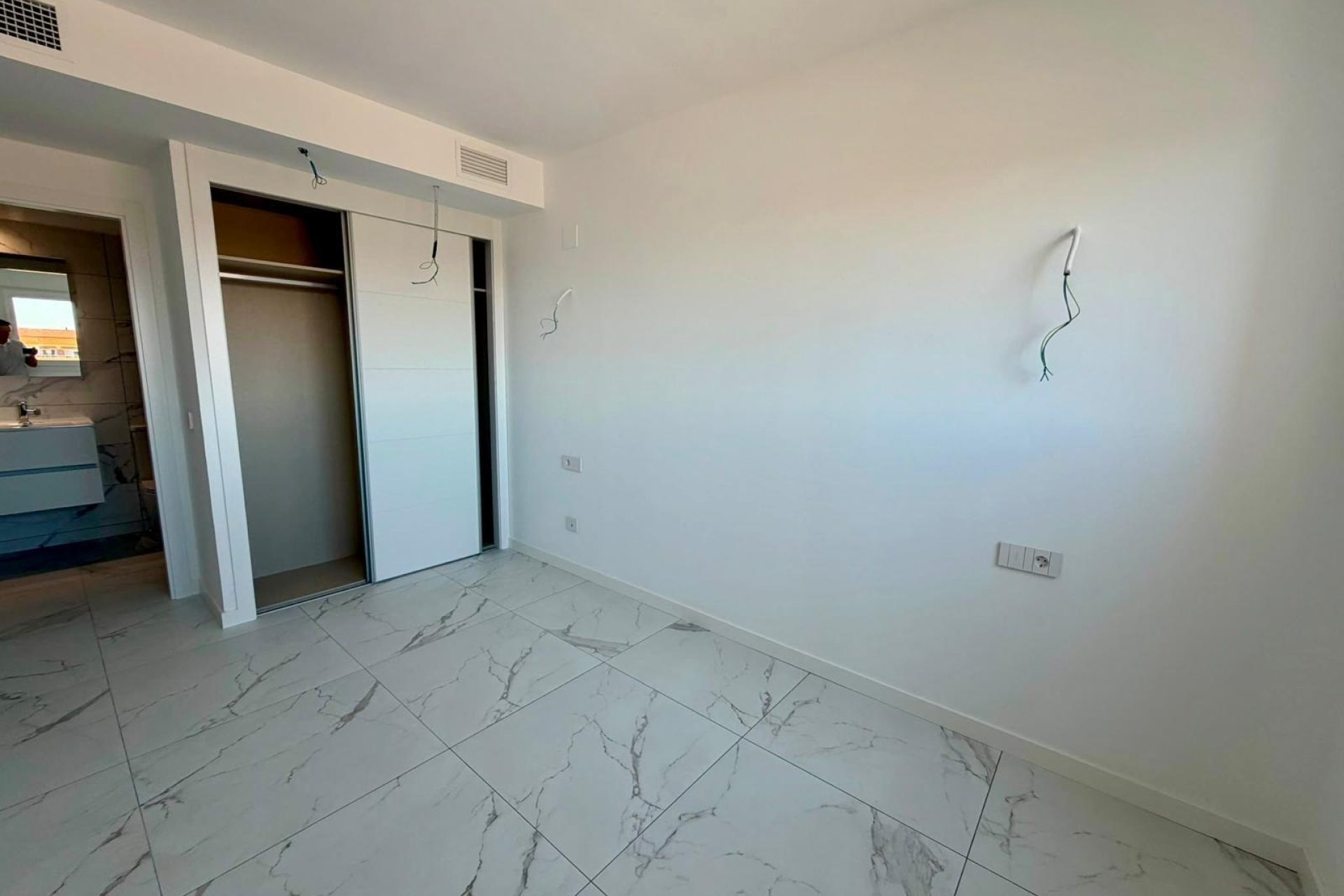 Resale - Apartment -
Torrevieja - Punta Prima