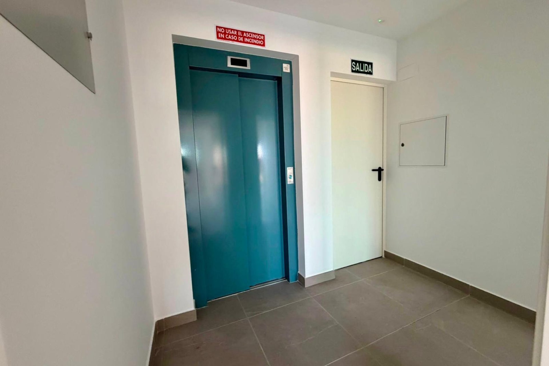 Resale - Apartment -
Torrevieja - Punta Prima