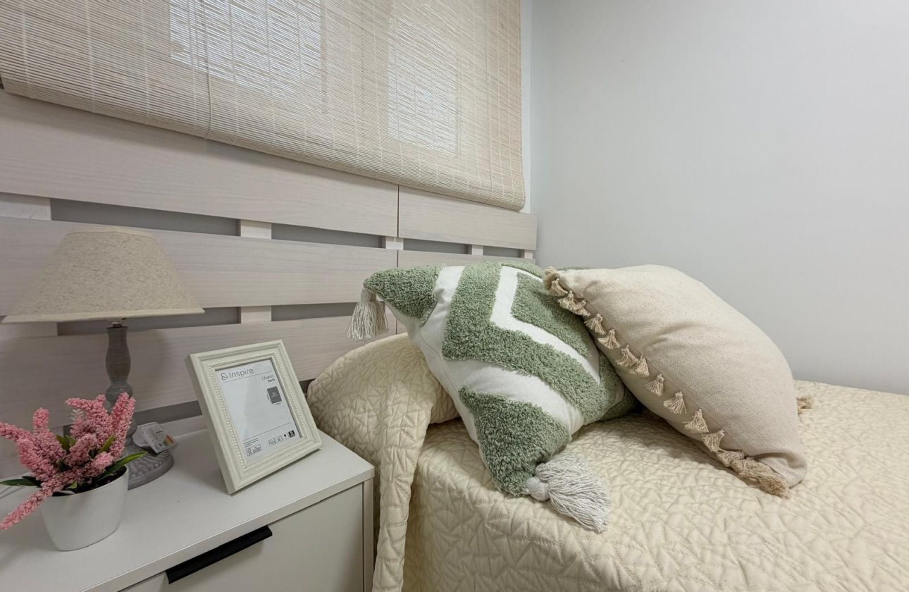 Resale - Apartment -
Torrevieja - Punta Prima