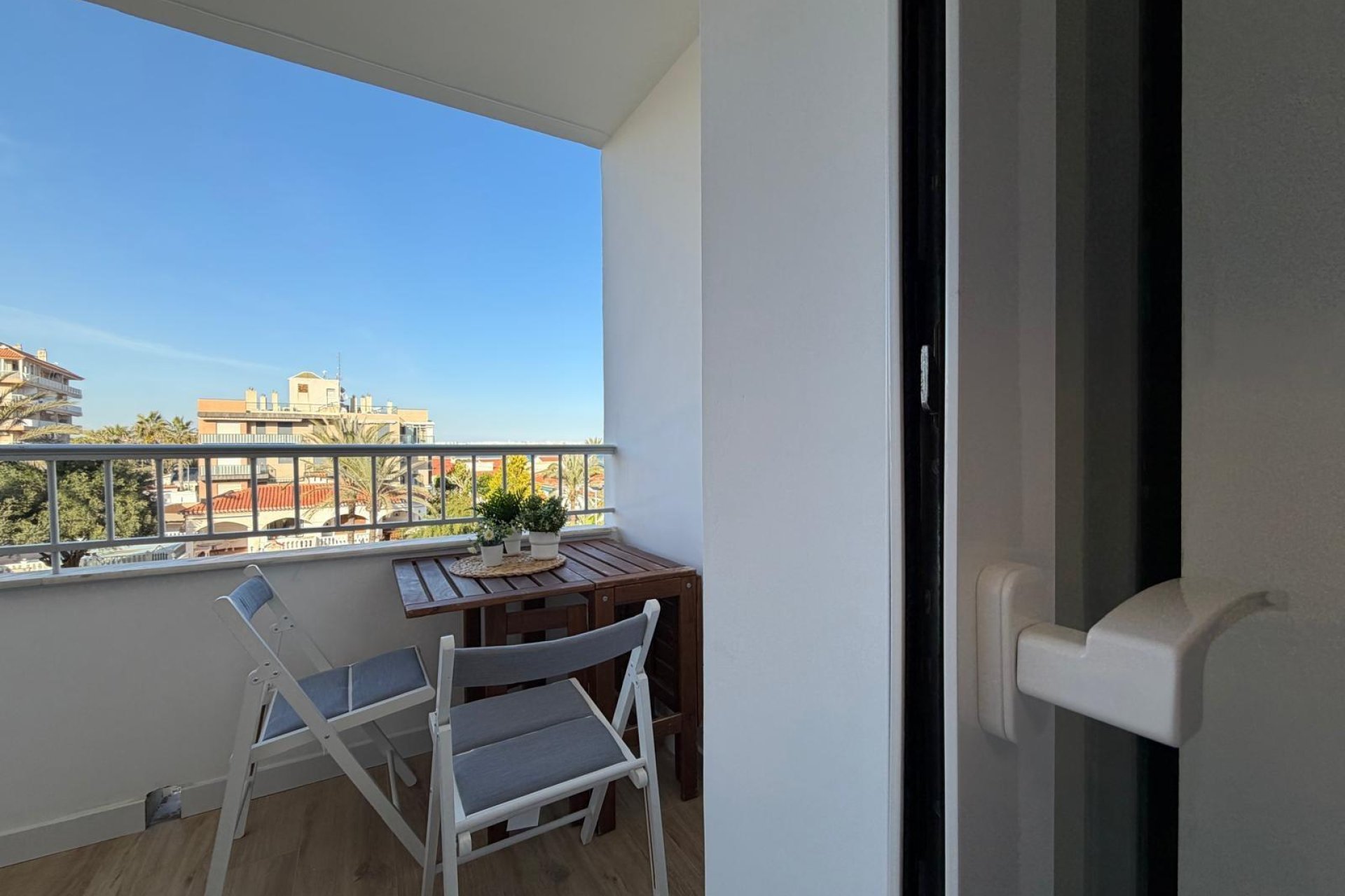 Resale - Apartment -
Torrevieja - Punta Prima