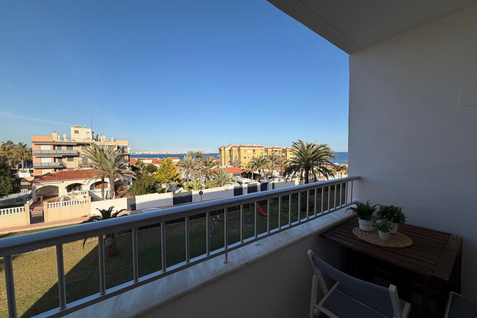 Resale - Apartment -
Torrevieja - Punta Prima