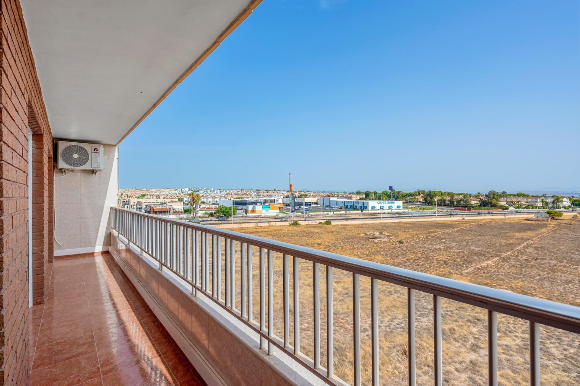 Resale - Apartment -
Torrevieja - Punta Prima