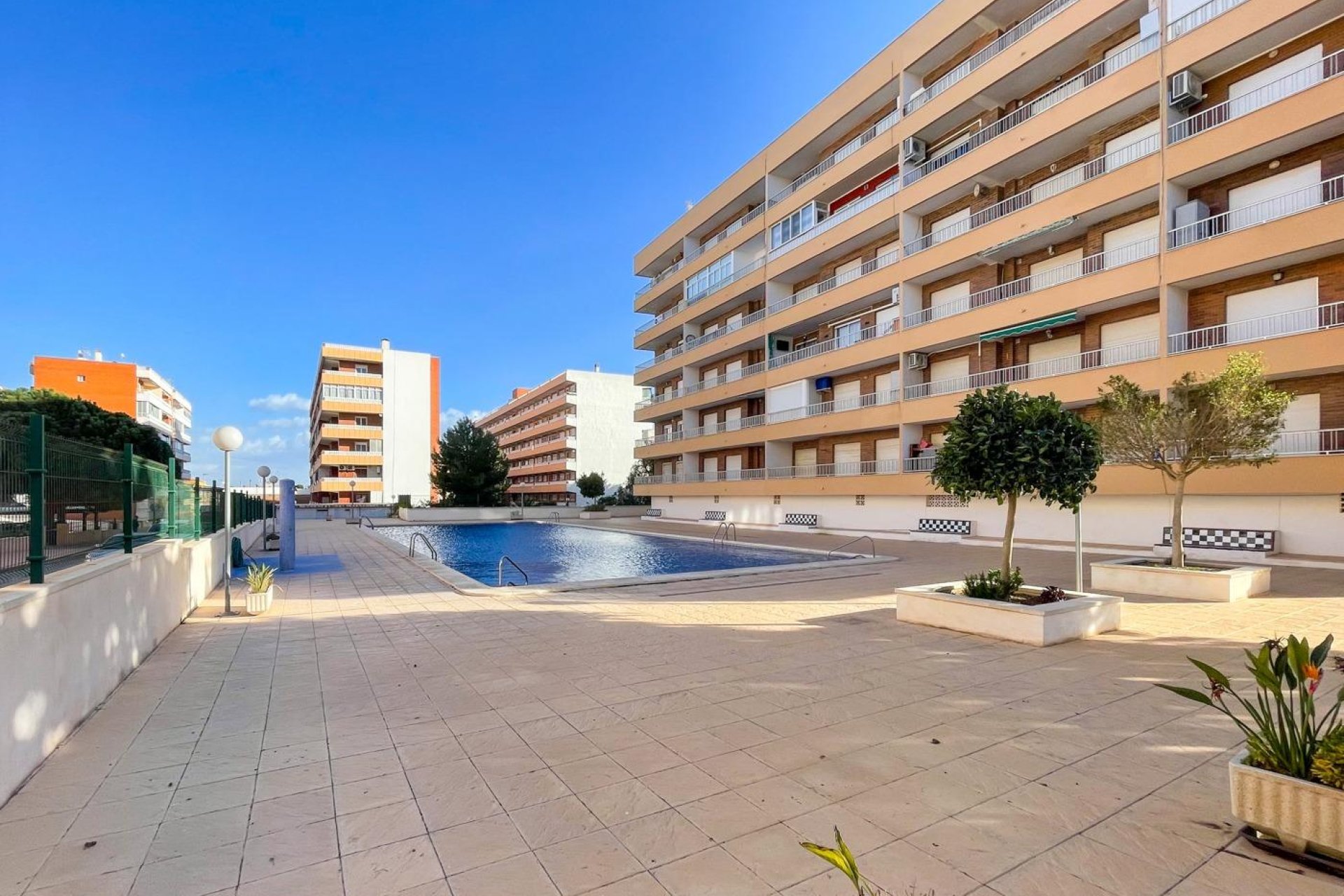 Resale - Apartment -
Torrevieja - Punta Prima