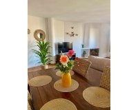 Resale - Apartment -
Torrevieja - Punta Prima
