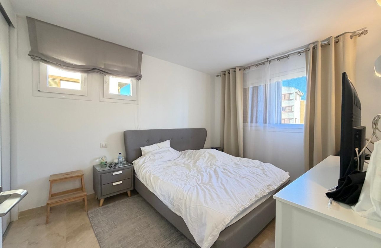 Resale - Apartment -
Torrevieja - Punta Prima