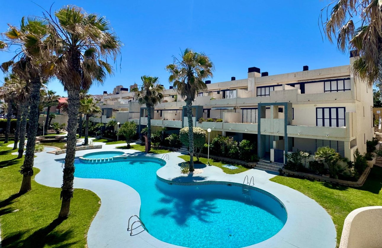 Resale - Apartment -
Torrevieja - Torre La Mata