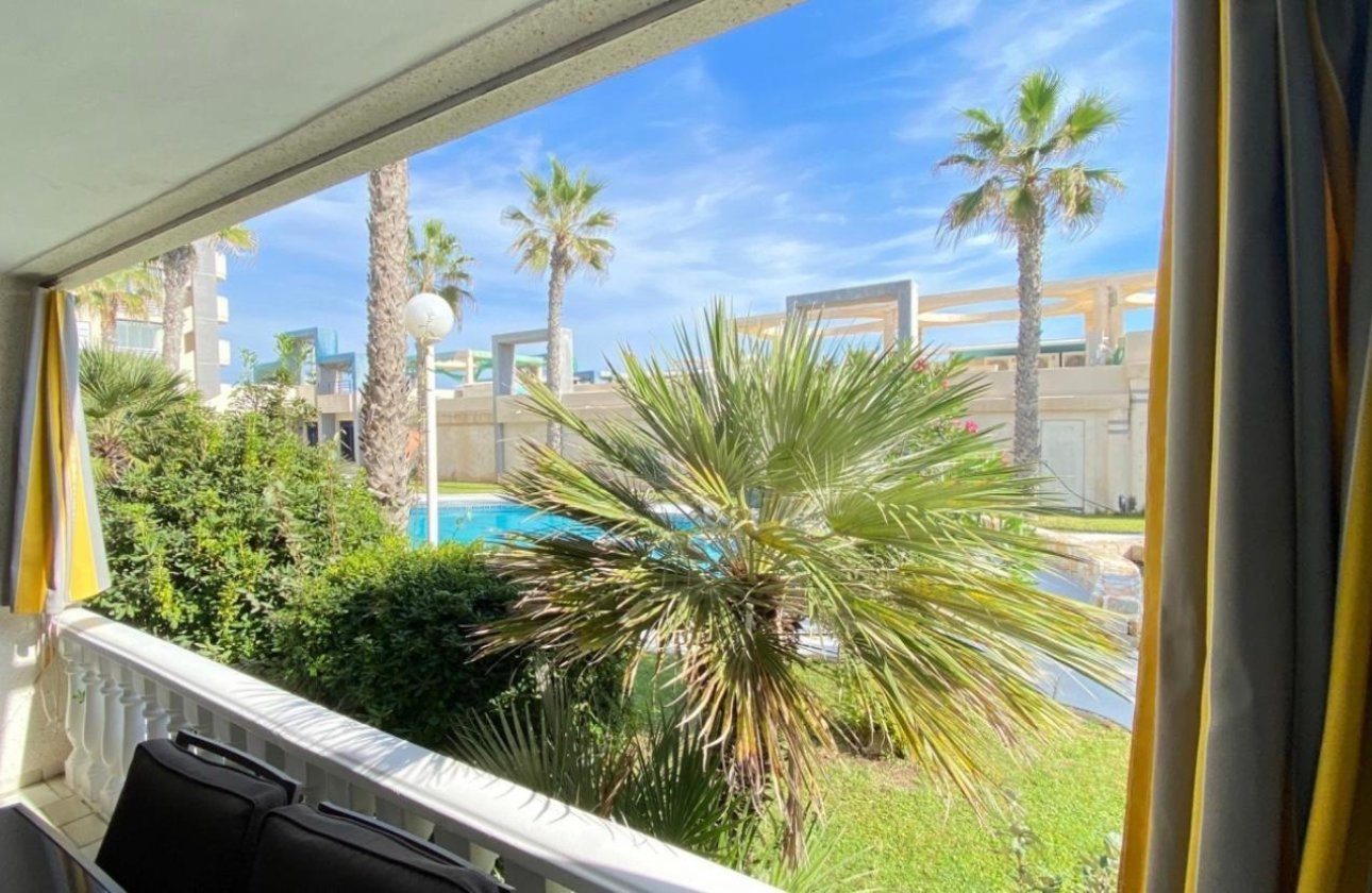 Resale - Apartment -
Torrevieja - Torre La Mata