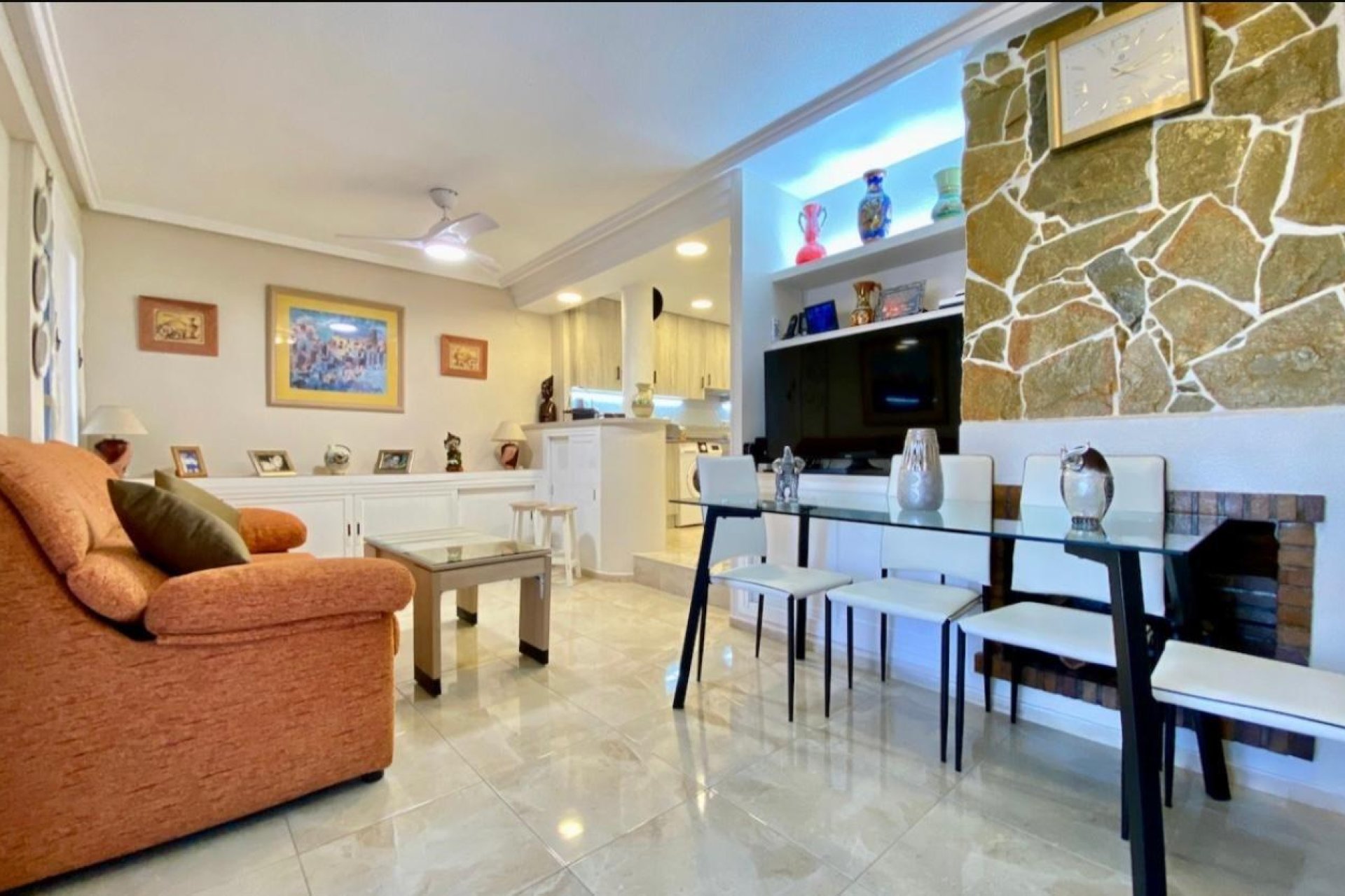 Resale - Apartment -
Torrevieja - Torre La Mata