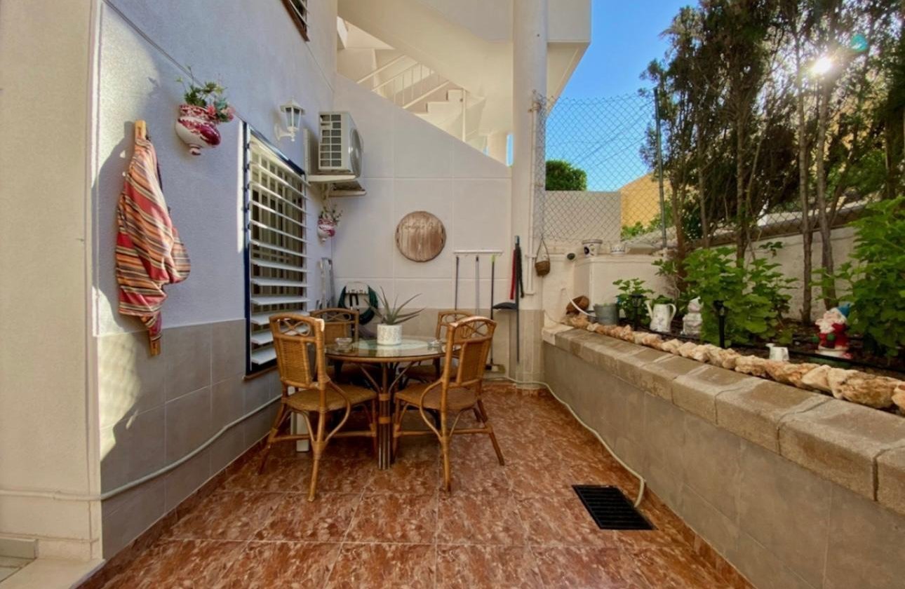 Resale - Apartment -
Torrevieja - Torre La Mata