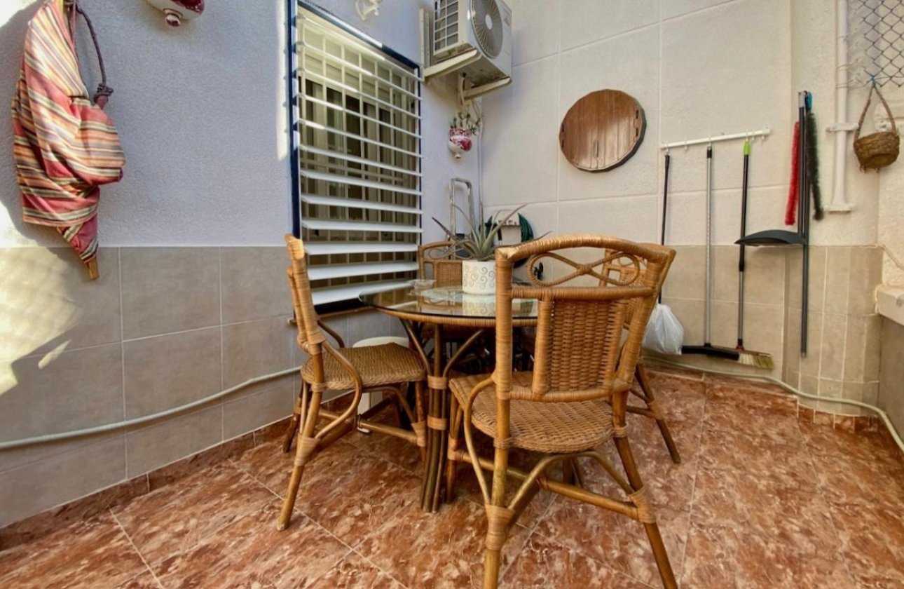 Resale - Apartment -
Torrevieja - Torre La Mata