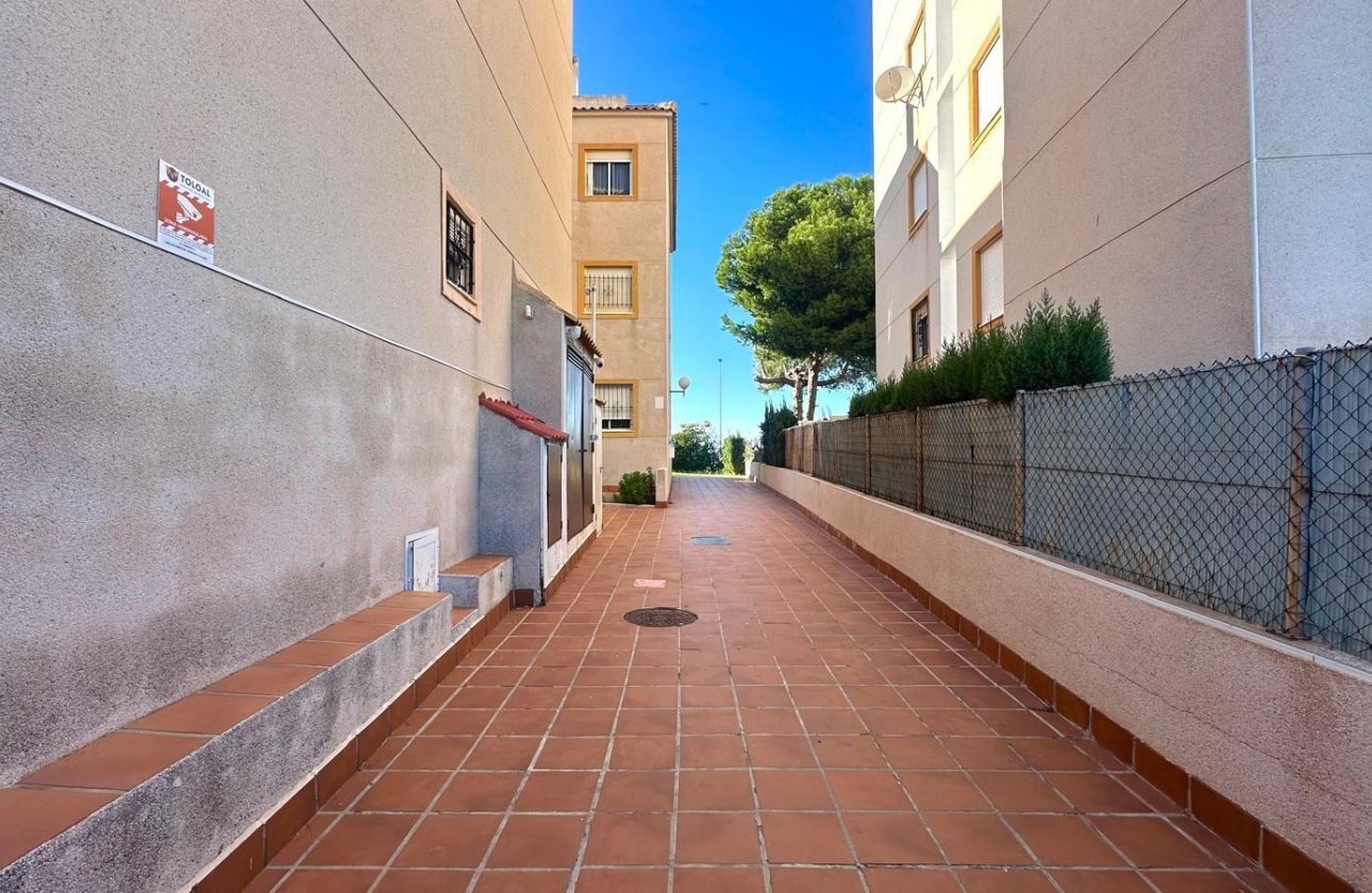 Resale - Apartment -
Torrevieja - Torreblanca