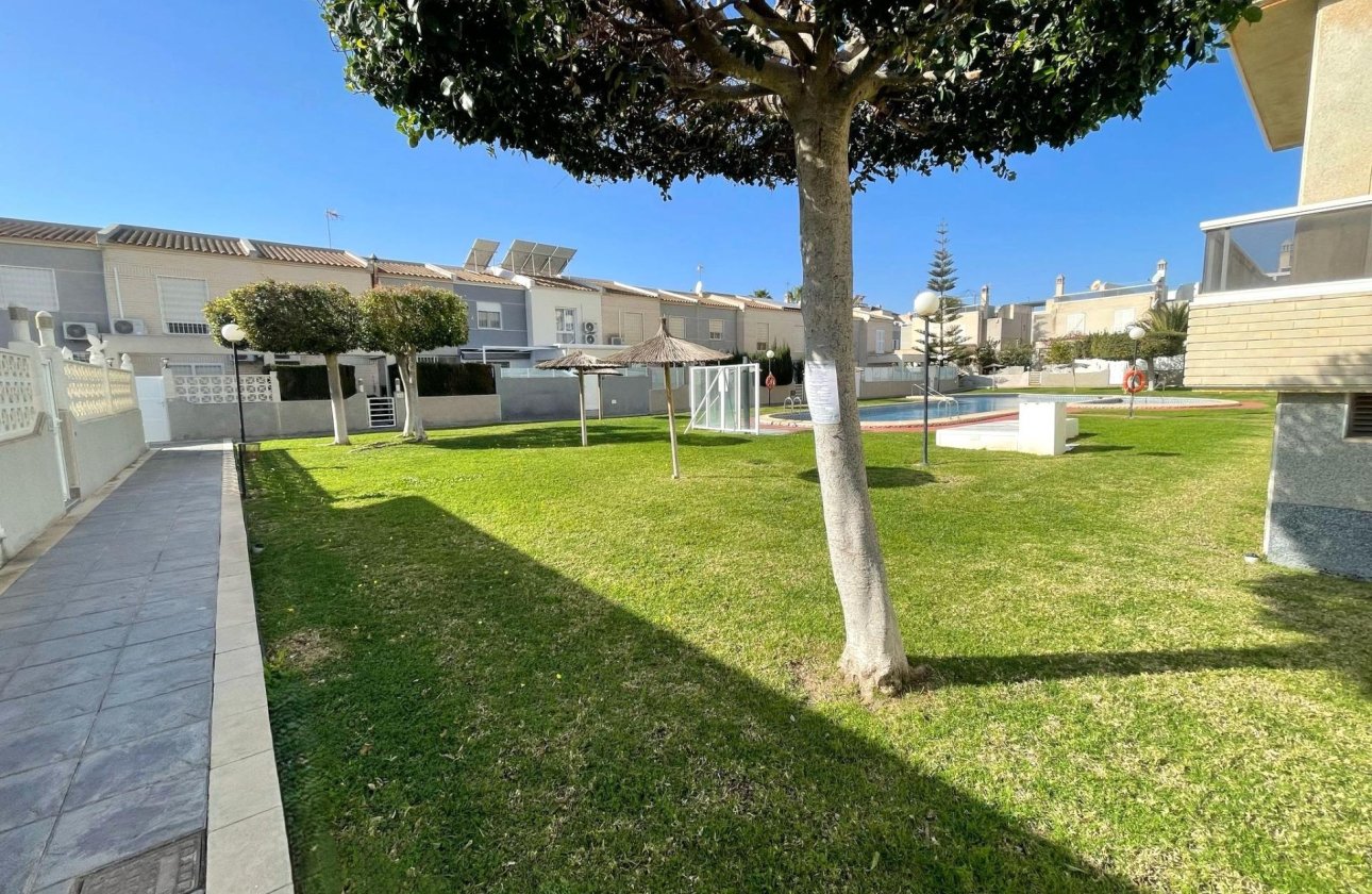 Resale - Apartment -
Torrevieja - Torreblanca