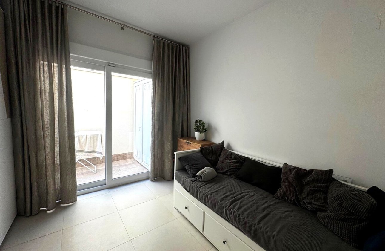 Resale - Apartment -
Torrevieja - Torreta Florida