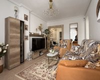 Resale - Apartment -
Torrevieja - Urb. Calas Blancas III