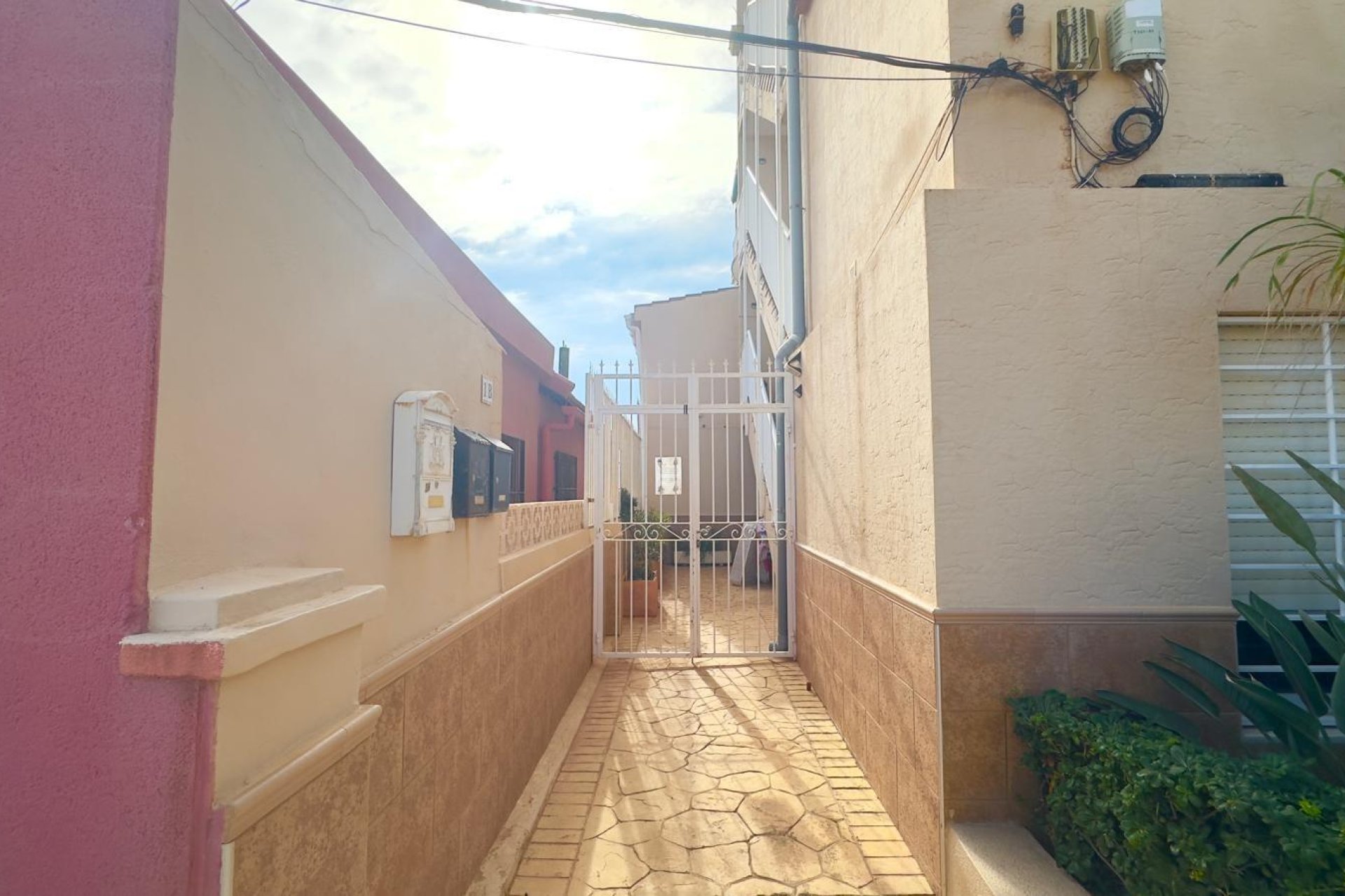 Resale - Apartment -
Torrevieja - Zona Los Frutales