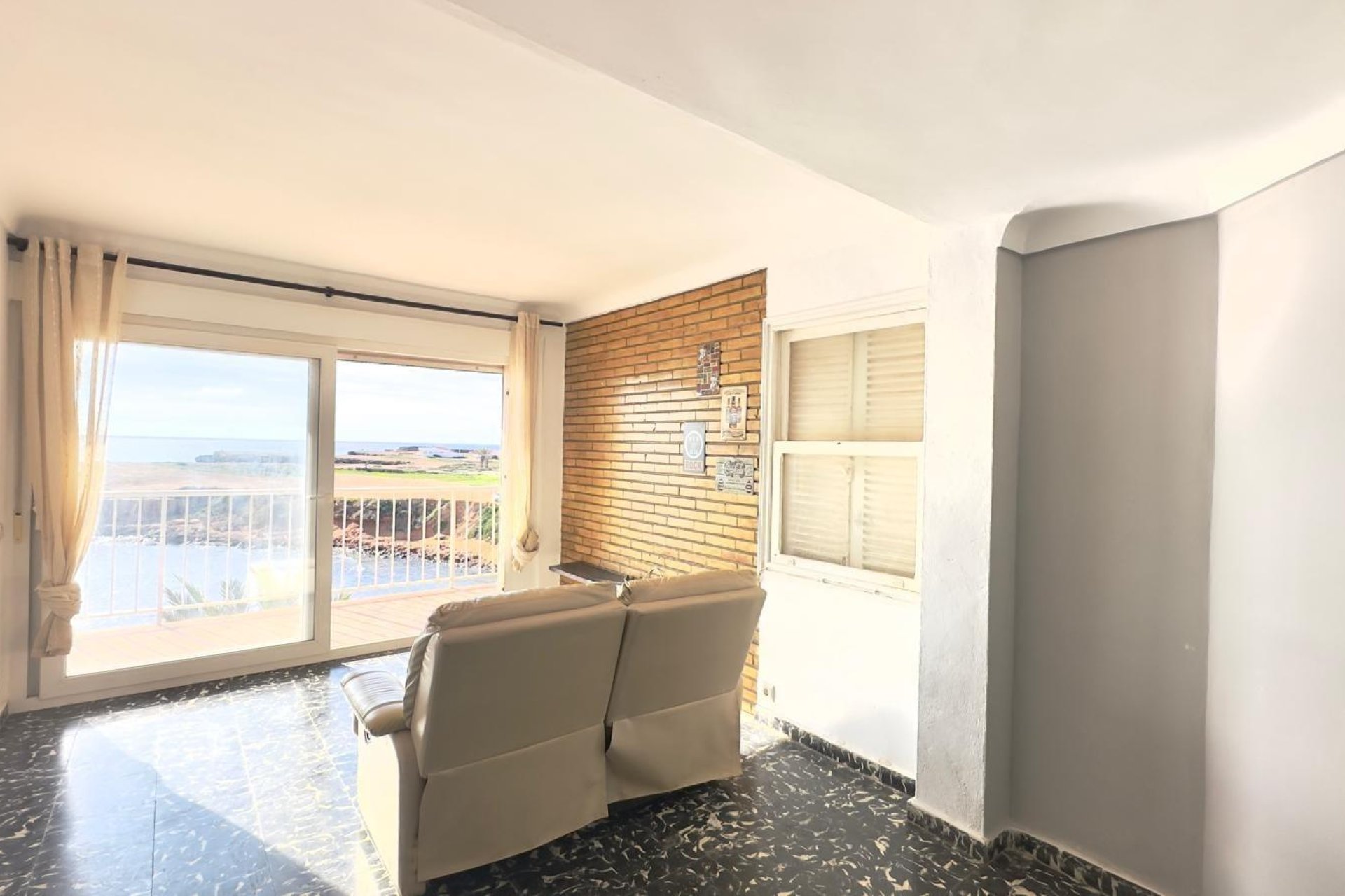 Resale - Apartment -
Torrevieja - Zona Los Frutales
