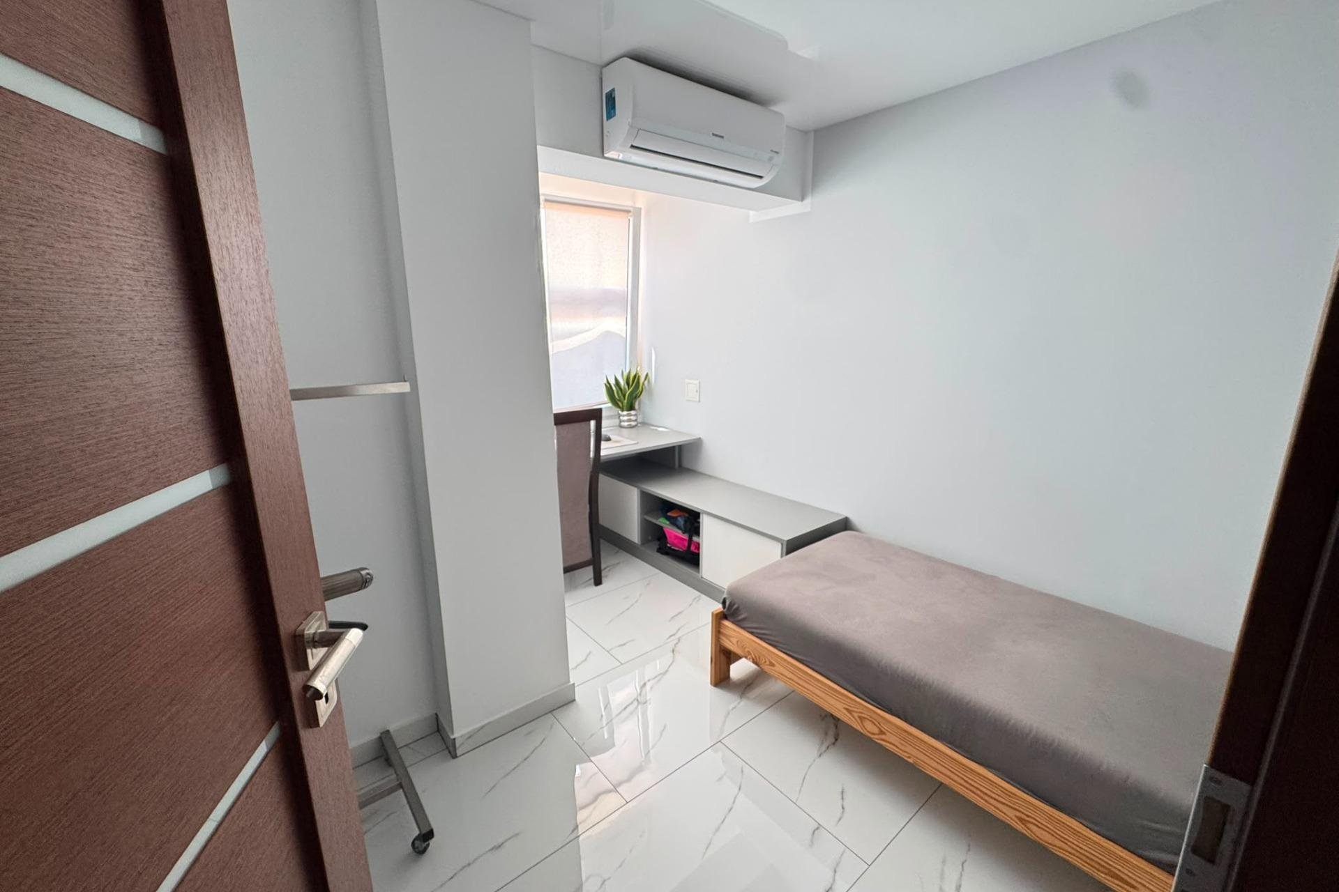 Resale - Apartment -
Torrevieja - Zona Los Frutales