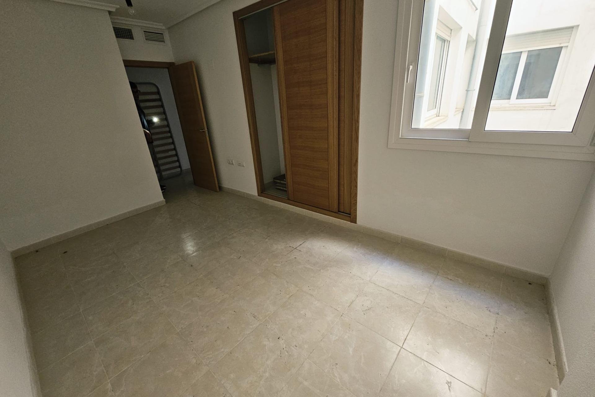 Resale - Apartment -
Torrevieja