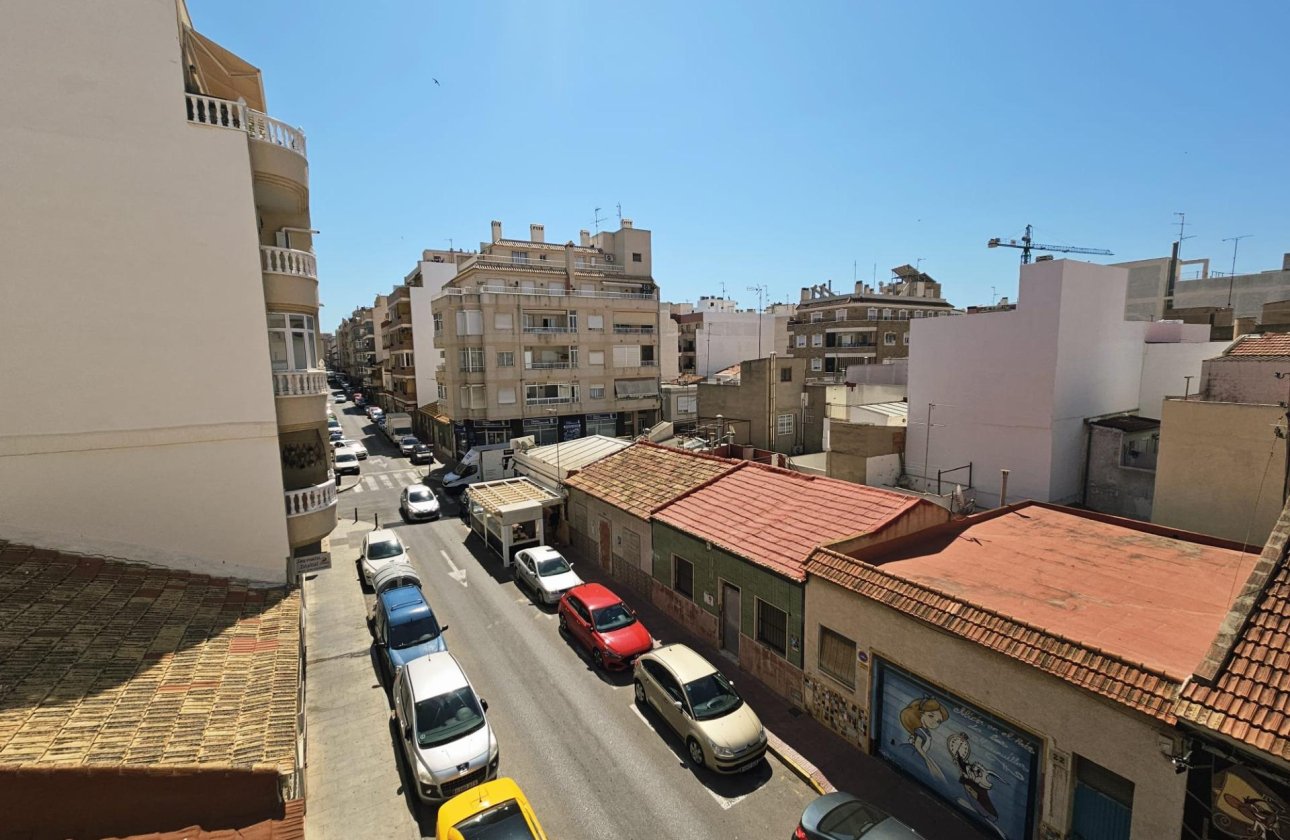 Resale - Apartment -
Torrevieja