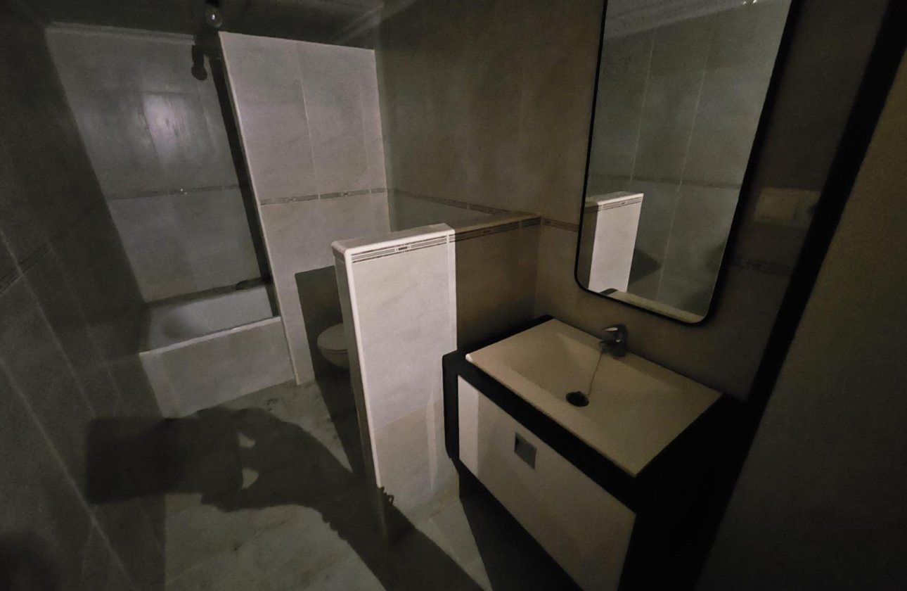 Resale - Apartment -
Torrevieja