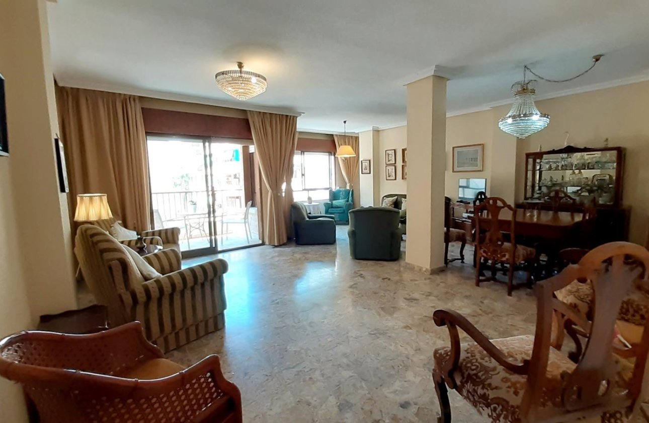 Resale - Apartment -
Torrevieja