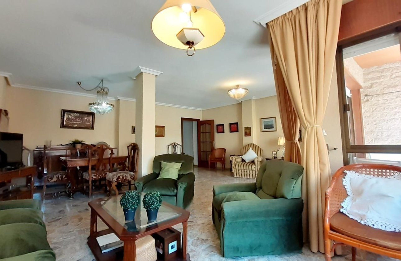 Resale - Apartment -
Torrevieja