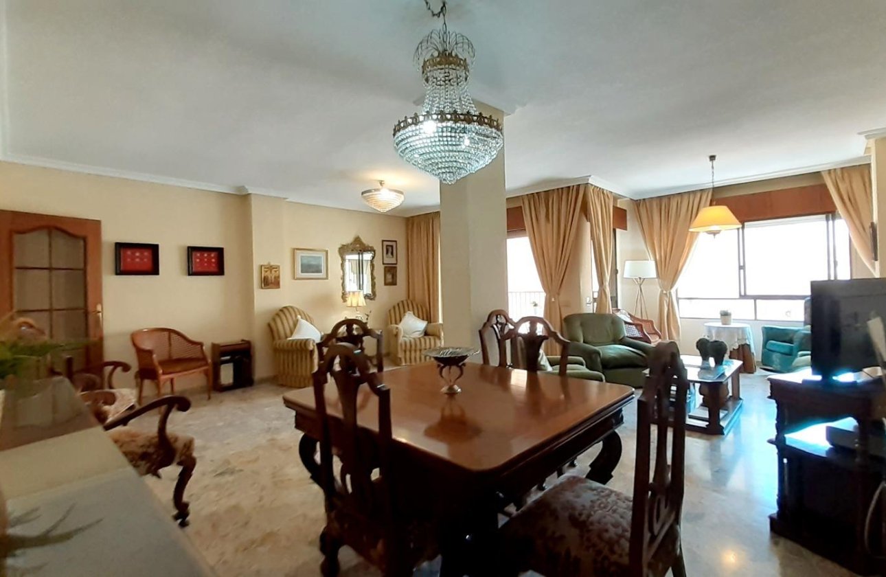 Resale - Apartment -
Torrevieja