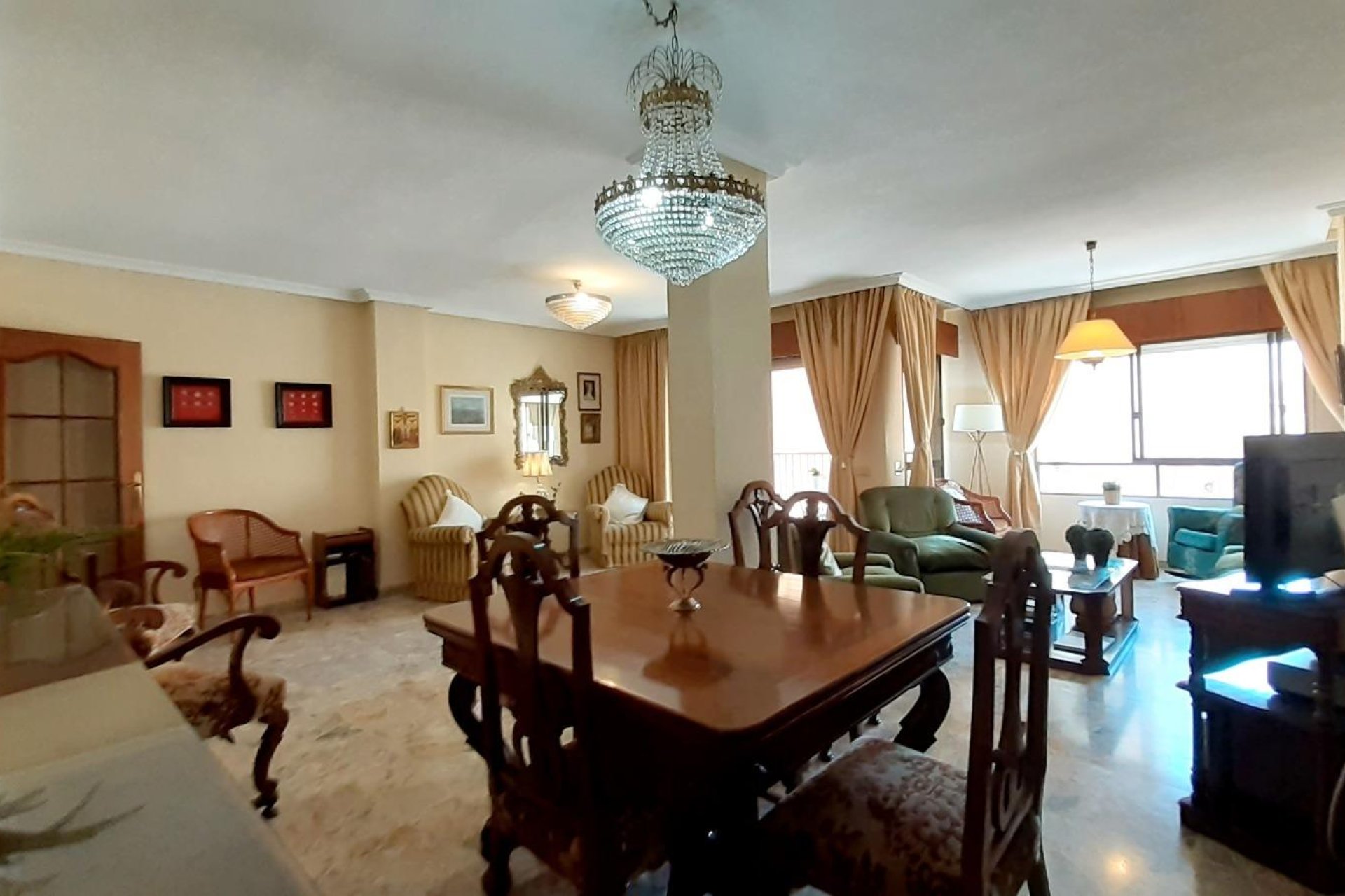 Resale - Apartment -
Torrevieja