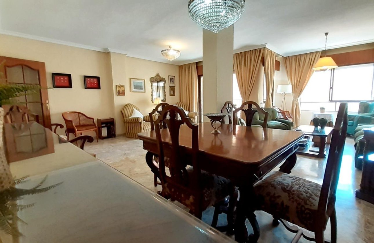 Resale - Apartment -
Torrevieja