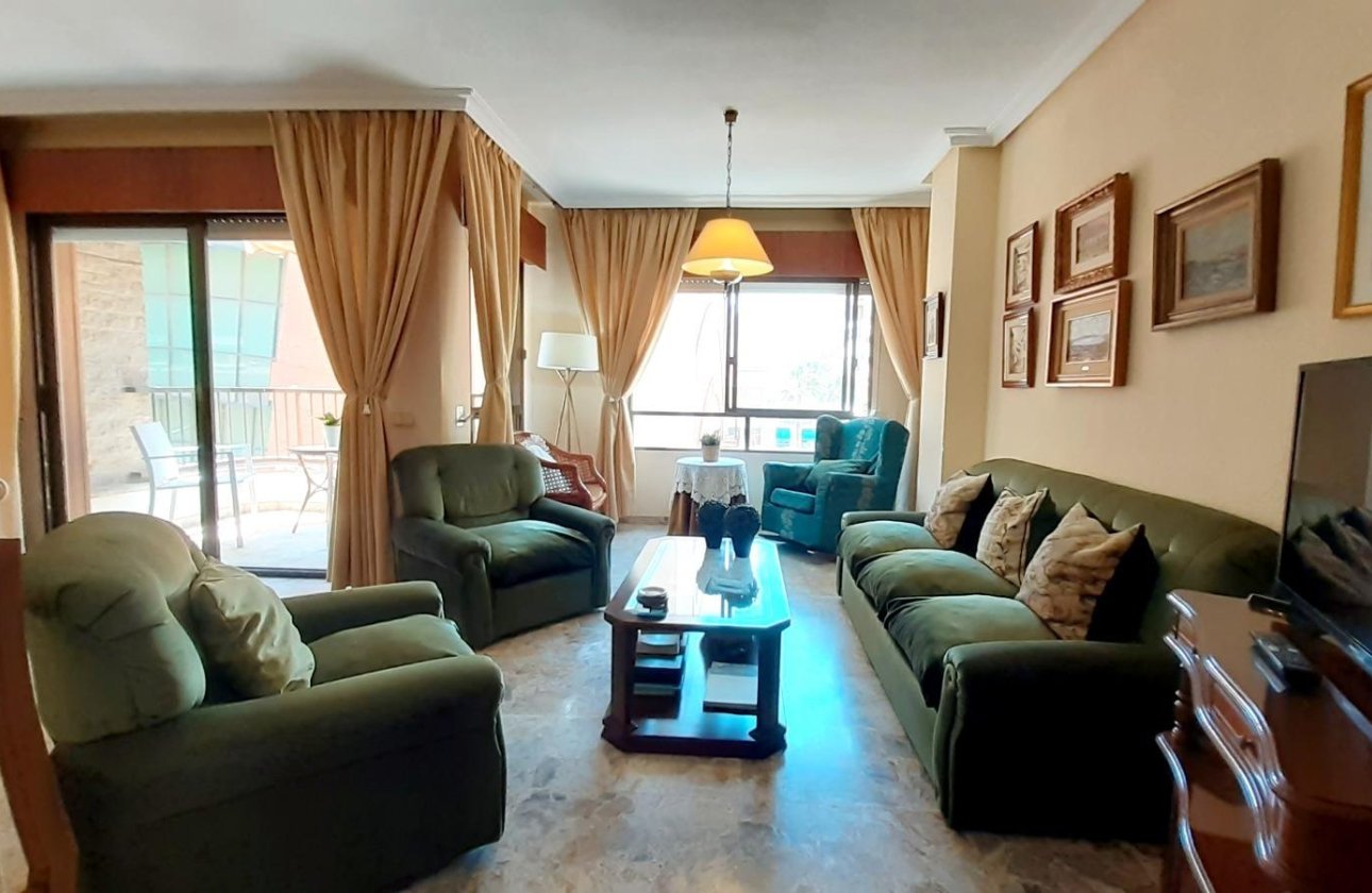 Resale - Apartment -
Torrevieja