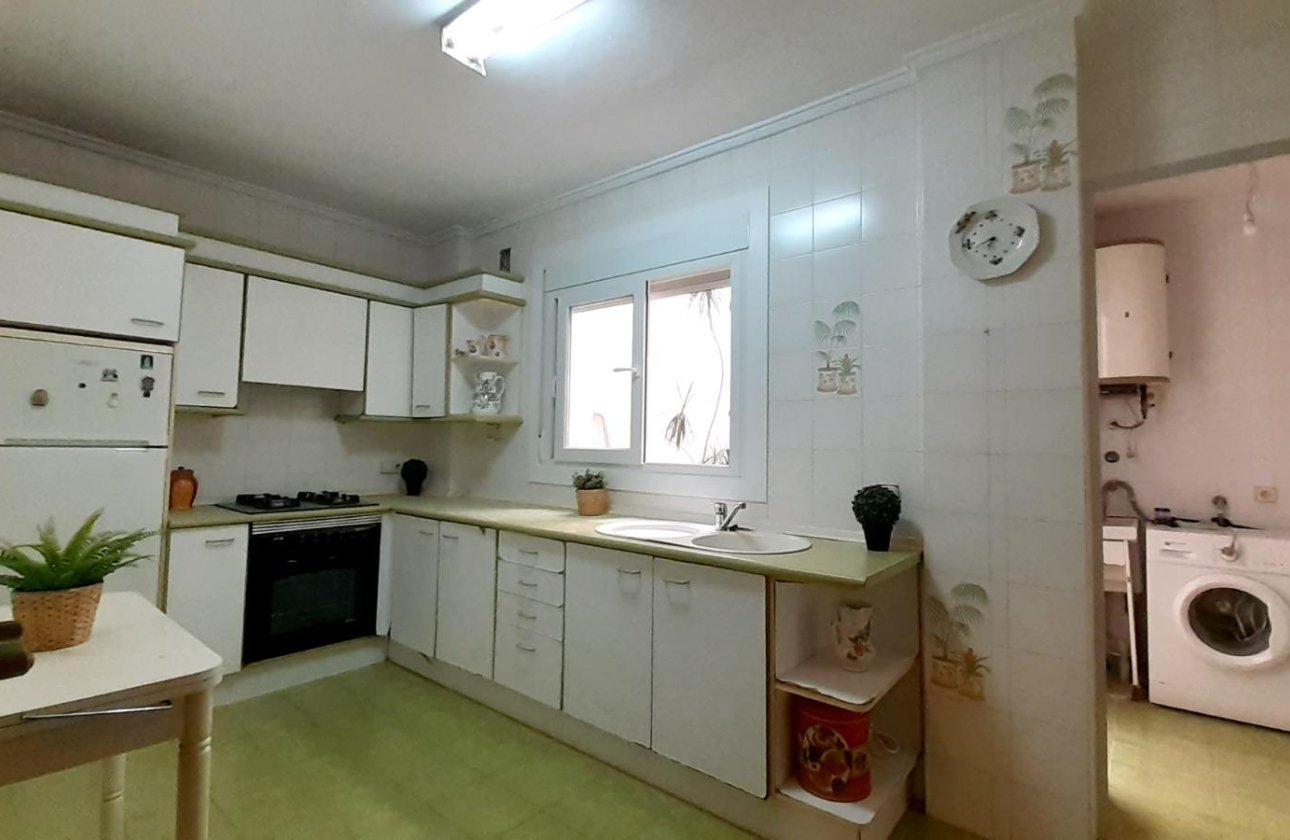 Resale - Apartment -
Torrevieja