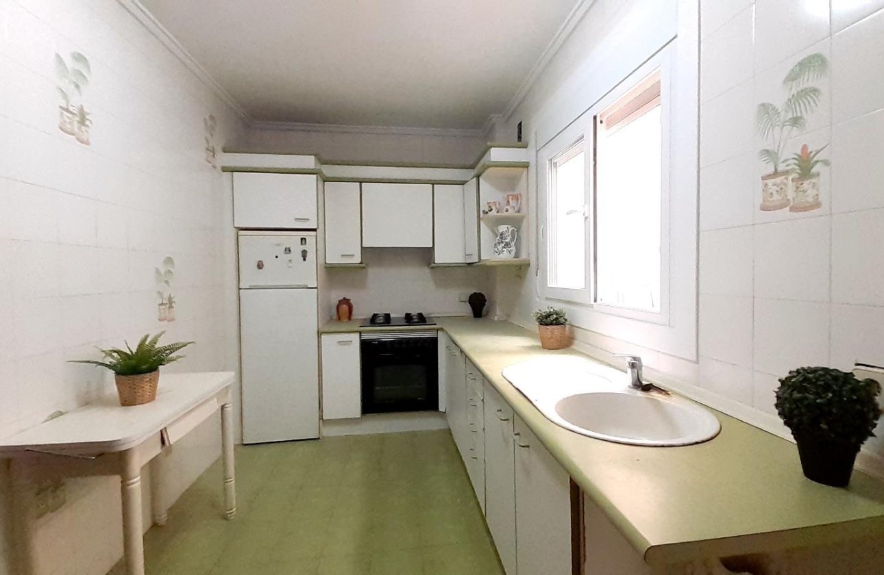 Resale - Apartment -
Torrevieja