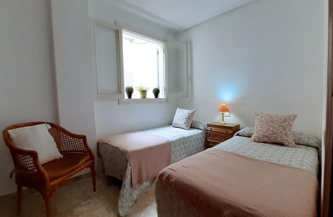 Resale - Apartment -
Torrevieja