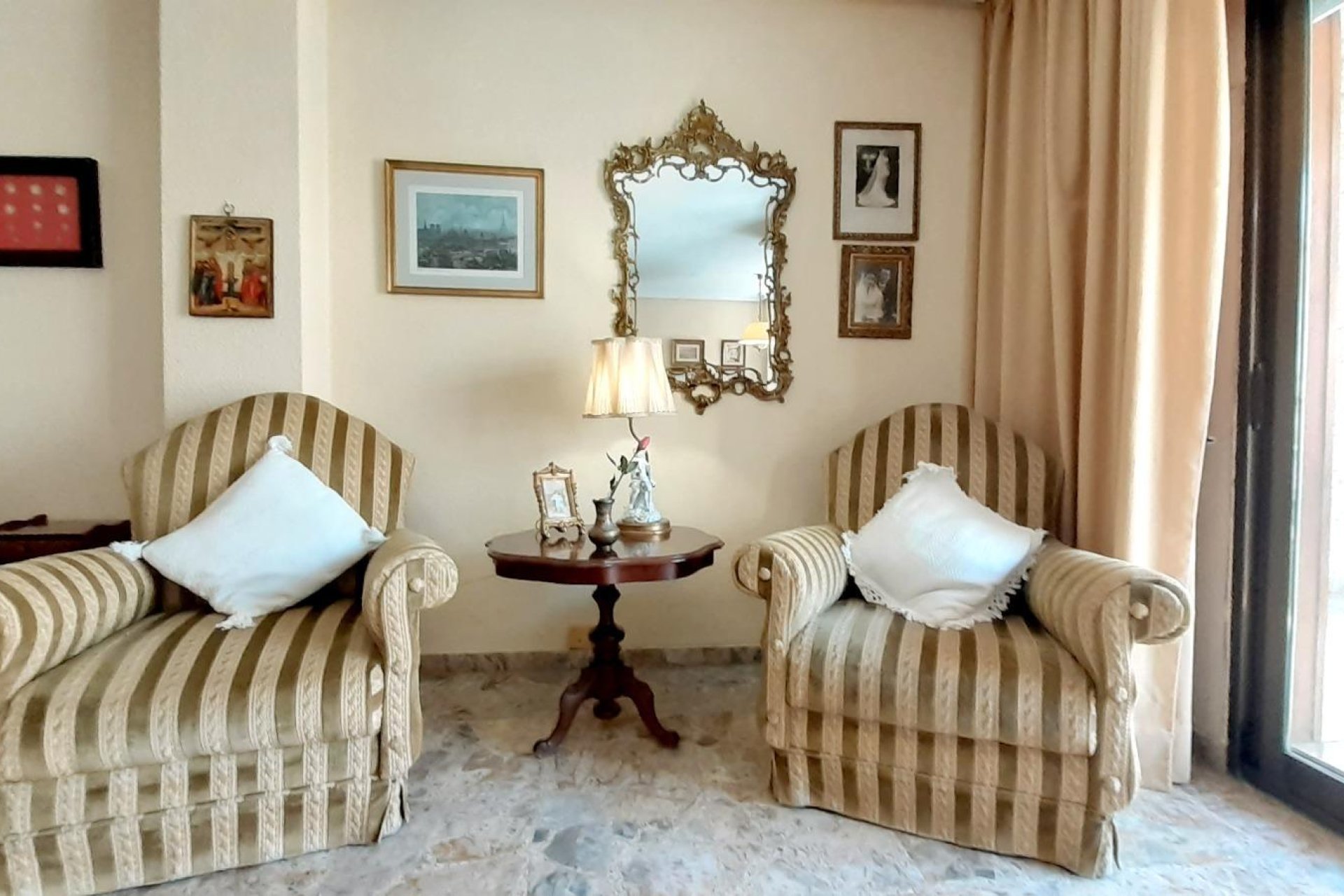 Resale - Apartment -
Torrevieja