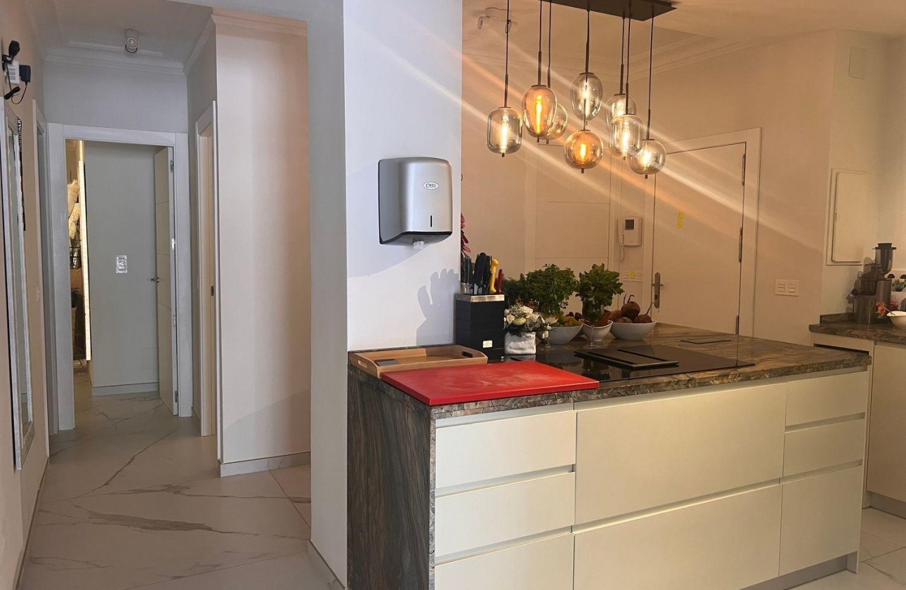 Resale - Apartment -
Torrevieja