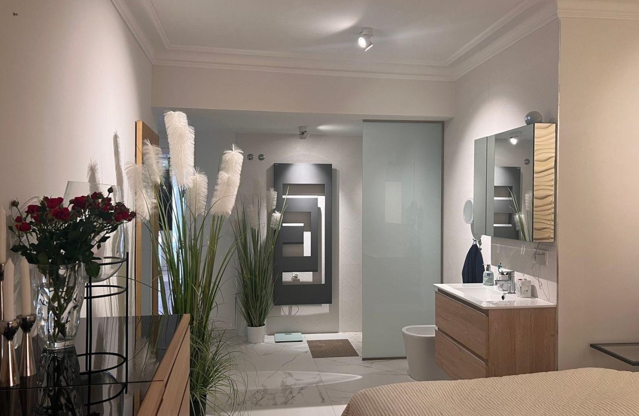 Resale - Apartment -
Torrevieja