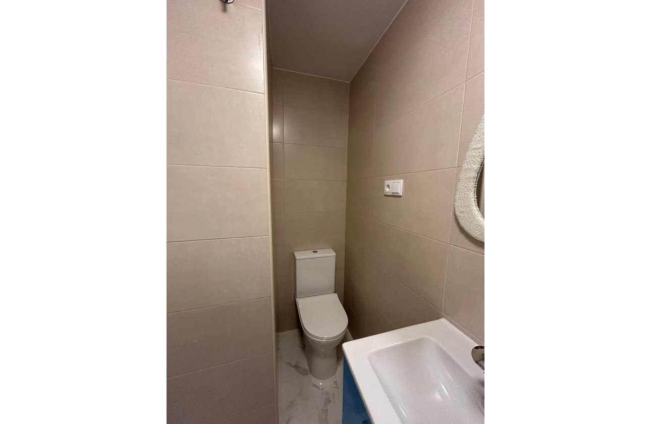 Resale - Apartment -
Torrevieja