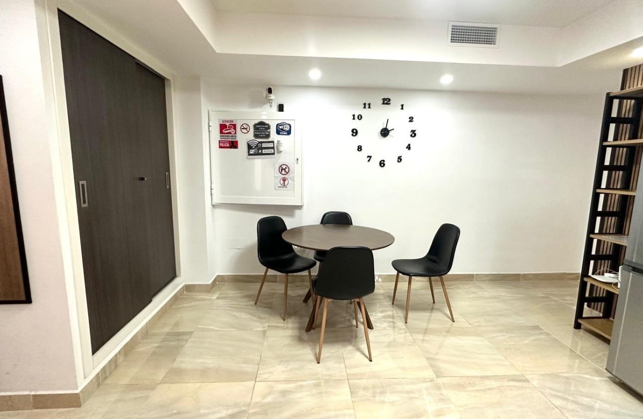 Resale - Apartment -
Torrevieja