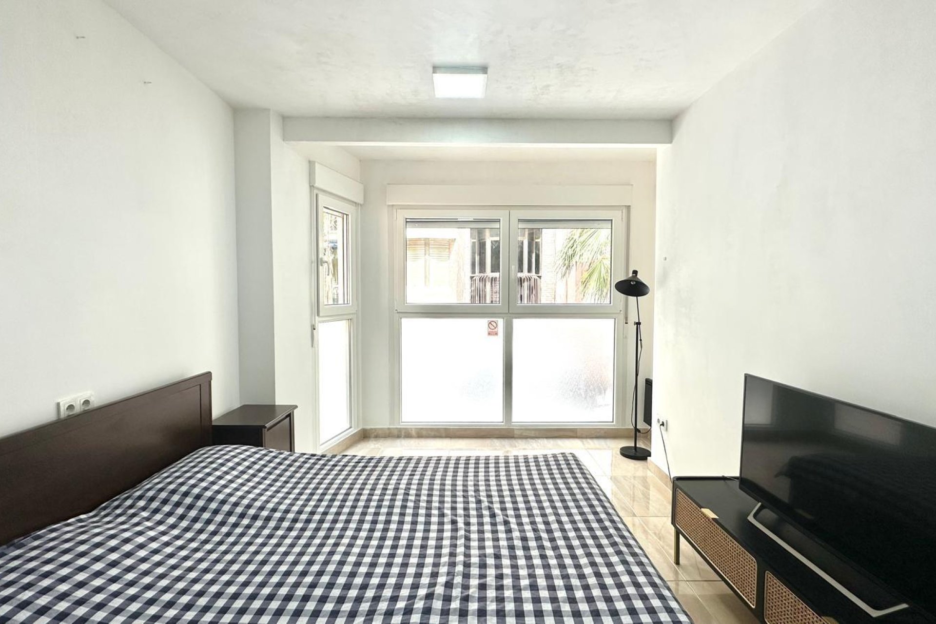 Resale - Apartment -
Torrevieja