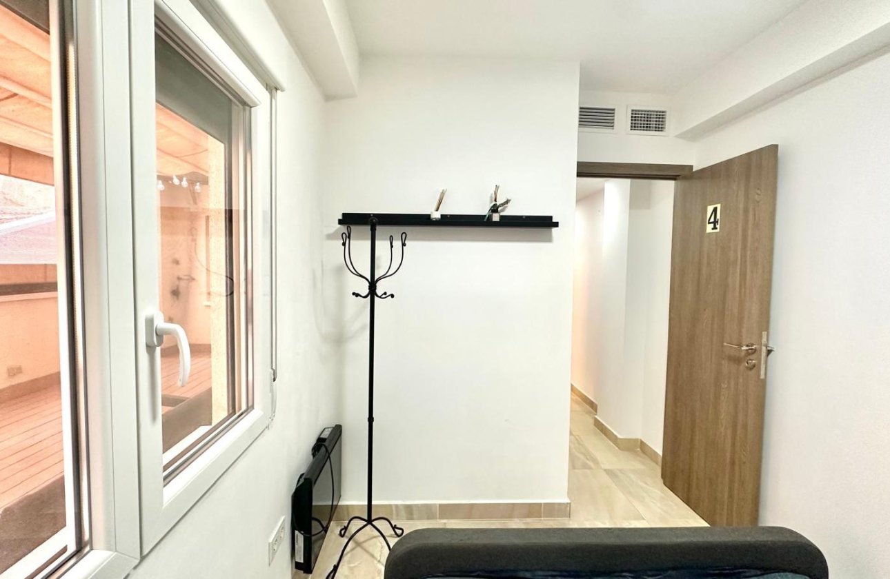 Resale - Apartment -
Torrevieja