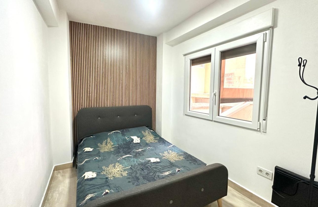 Resale - Apartment -
Torrevieja