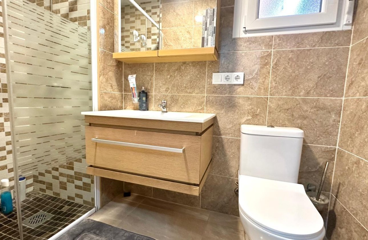 Resale - Apartment -
Torrevieja