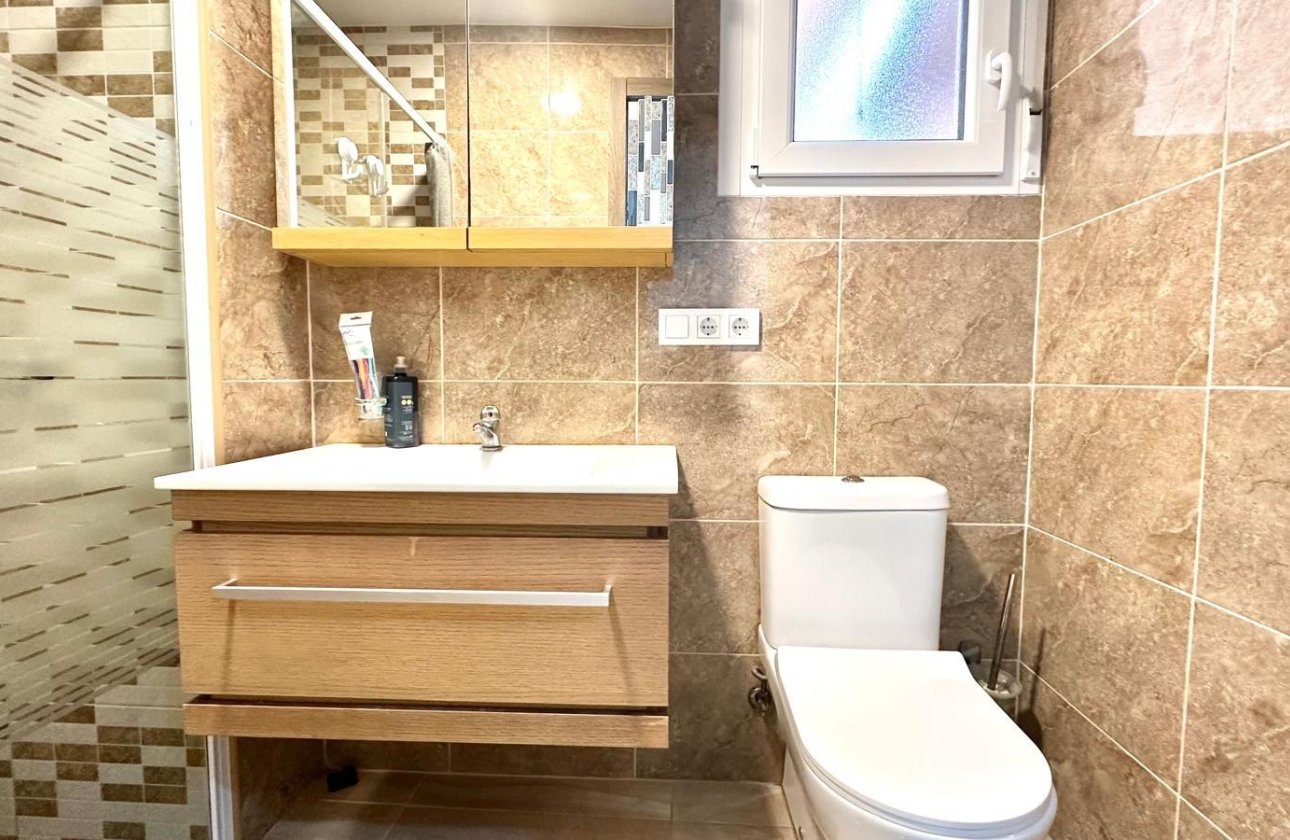 Resale - Apartment -
Torrevieja