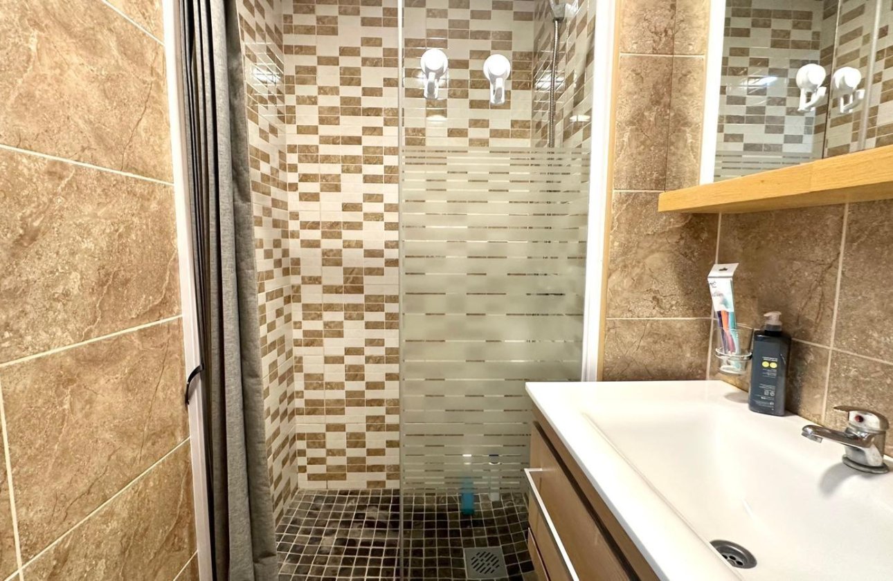 Resale - Apartment -
Torrevieja